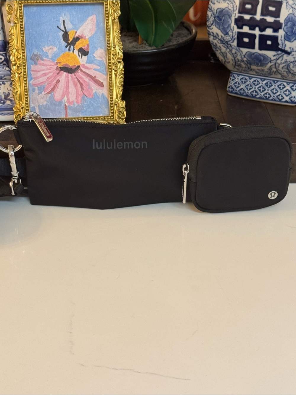 🖤 LULUEMON ATHLETICA BLACK DUAL POUCH SLING BAG!🖤